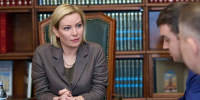 Глава Омского региона Виталий Хоценко встретился в Москве с Министром культуры России - Газета К новым рубежам
