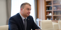 Виталий Хоценко обсудил с главой Минстроя России Иреком Файзуллиным развитие жилищного строительства и благоустройства в регионе - Газета К новым рубежам