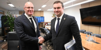 Дмитрий Чернышенко провёл рабочую встречу с Губернатором Омской области Виталием Хоценко - Газета К новым рубежам